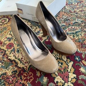 Calvin Klein gorgeous heels size 9